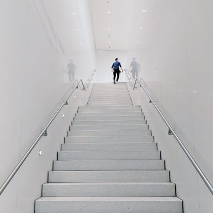 joseph-akbrud-3GX4PJ-qces-unsplash_1000